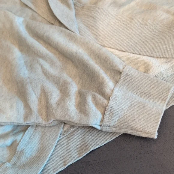 Pilcro By Anthropologie Green Sweatshirt Cozy and Versatile Top - Picture 5 of 6